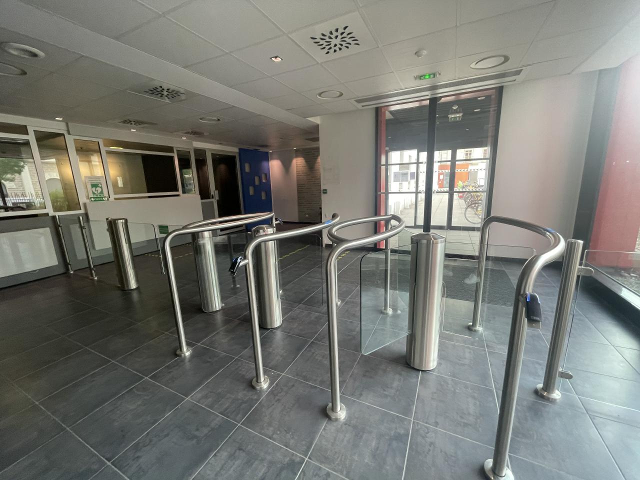 Bureau Grenoble 5046m² Location bureau Grenoble Isère OLBUR2109759 3
